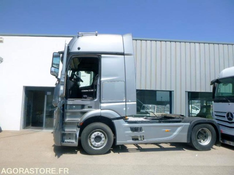 MERCEDES ACTROS 1845 GRANDE CABINE - 2012 - IMMATRICULATION SLOVENE - Sattelzugmaschine: das Bild 2 MERCEDES ACTROS 1845 GRANDE CABINE - 2012 - IMMATRICULATION SLOVENE - Sattelzugmaschine: das Bild 2