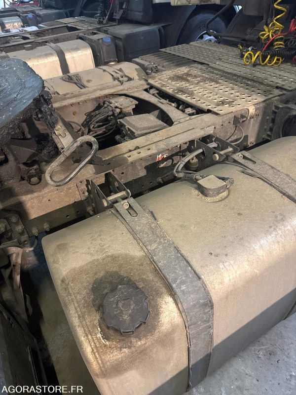 RENAULT PREMIUM 460 - 636777KM - Sattelzugmaschine: das Bild 5 RENAULT PREMIUM 460 - 636777KM - Sattelzugmaschine: das Bild 5