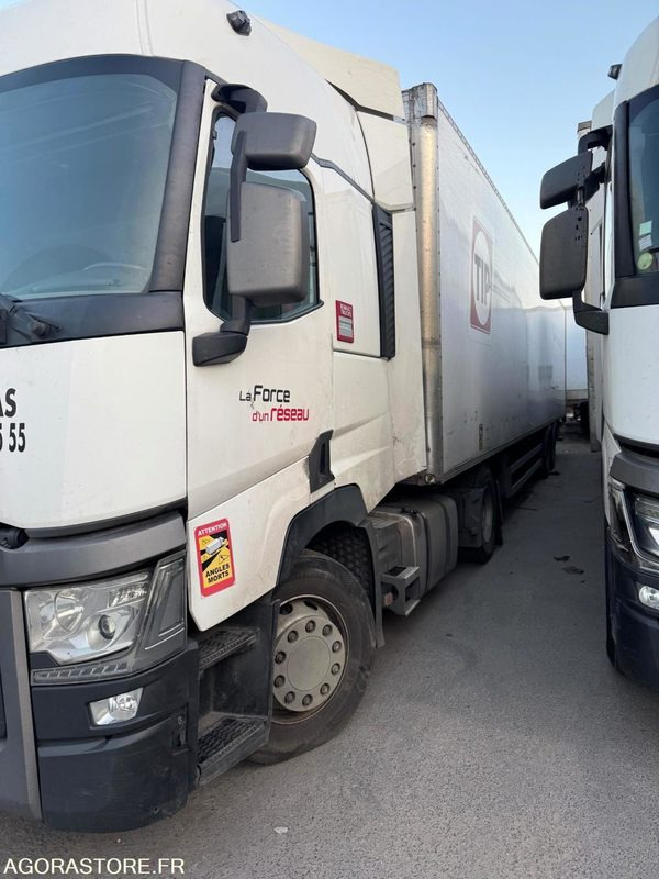 Renault T480 - 608 045 KM - Sattelzugmaschine: das Bild 2 Renault T480 - 608 045 KM - Sattelzugmaschine: das Bild 2