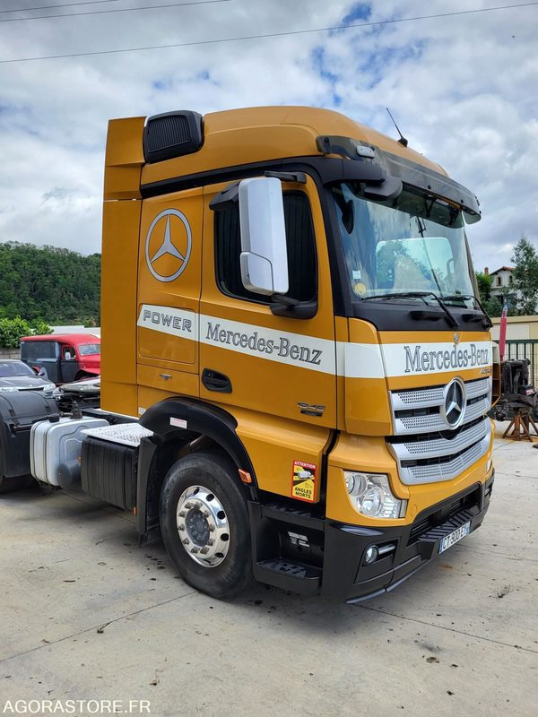 Tracteur MERCEDES ACTROS 1845 -2013- 808000km - BON ETAT - NETTOYAGE PRO 4/2025 - Sattelzugmaschine: das Bild 3 Tracteur MERCEDES ACTROS 1845 -2013- 808000km - BON ETAT - NETTOYAGE PRO 4/2025 - Sattelzugmaschine: das Bild 3