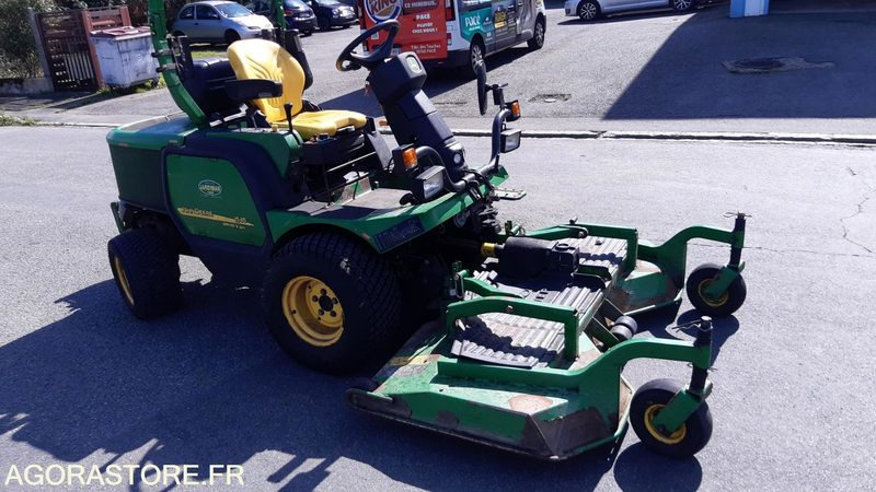 TONDEUSE FRONTALE JOHN DEERE - Rasenmäher: das Bild 1 TONDEUSE FRONTALE JOHN DEERE - Rasenmäher: das Bild 1
