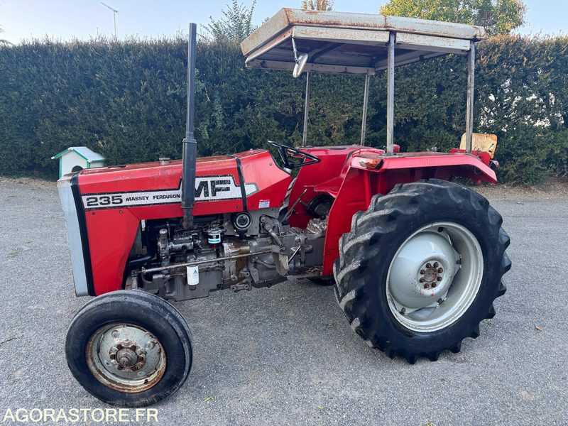 TRACTEUR MASSEY FERGUSON 235 -10809 - Traktor: das Bild 1 TRACTEUR MASSEY FERGUSON 235 -10809 - Traktor: das Bild 1