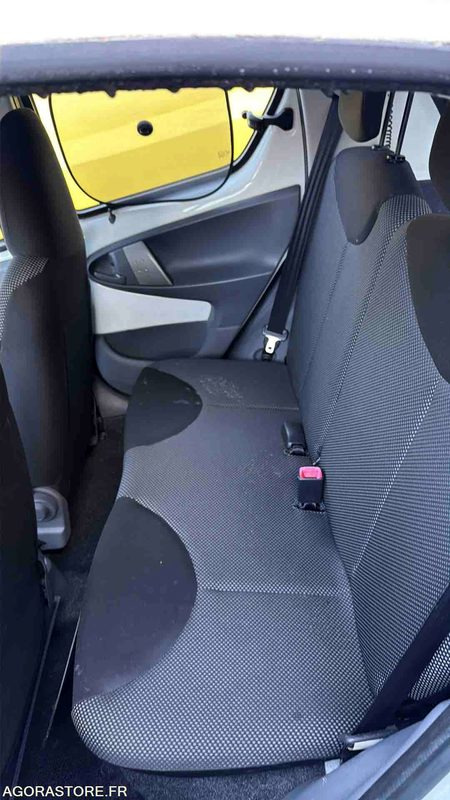 Toyota Aygo - 2009 - 81227kms - FX-147-PK - PKW: das Bild 5 Toyota Aygo - 2009 - 81227kms - FX-147-PK - PKW: das Bild 5