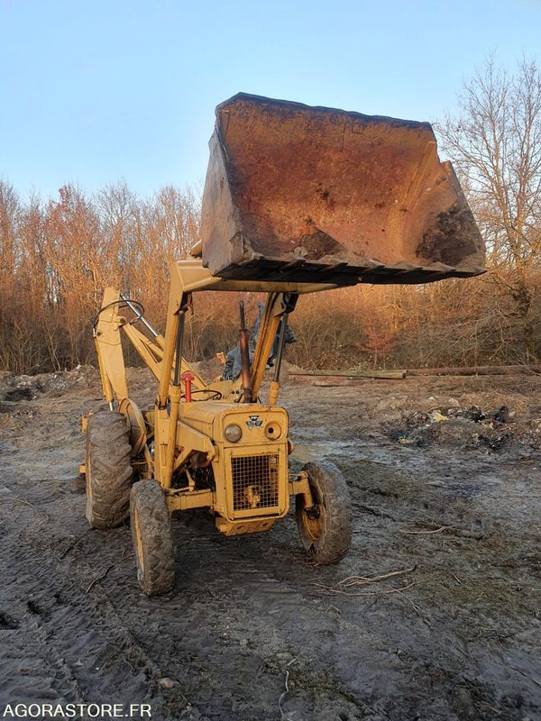 Tractopelle massey ferguson mf205 industriel - Baggerlader: das Bild 2 Tractopelle massey ferguson mf205 industriel - Baggerlader: das Bild 2