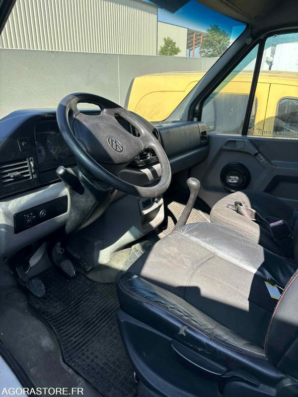 Transporter 9 PLACES VOLKSWAGEN LT 35 TDI L3 H2 AIR CLIM: das Bild 7