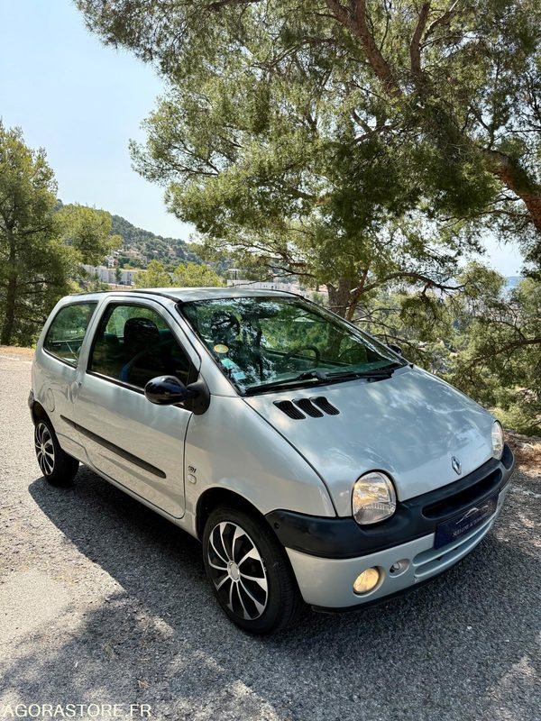 Twingo 1.2 16v kiss cool CLIM - PKW: das Bild 4 Twingo 1.2 16v kiss cool CLIM - PKW: das Bild 4