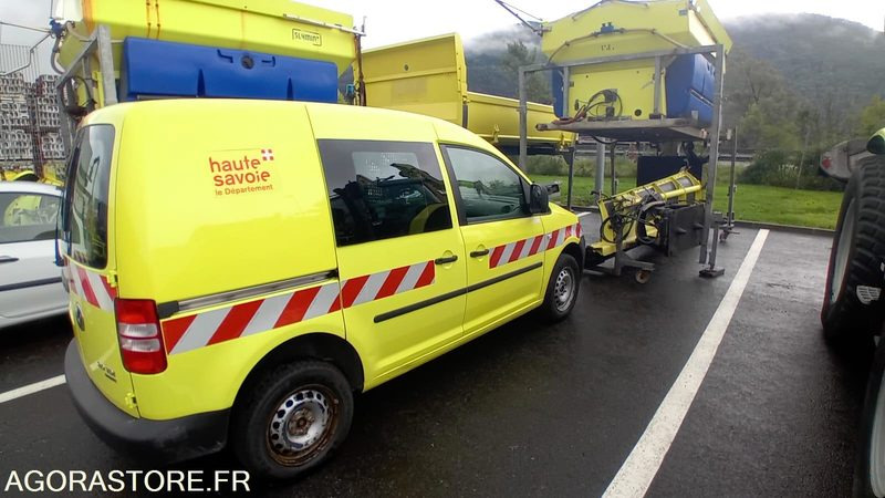 VOLKSWAGEN CADDY 4X4 2.0 TDI110 (FV0312) - Kleintransporter: das Bild 4 VOLKSWAGEN CADDY 4X4 2.0 TDI110 (FV0312) - Kleintransporter: das Bild 4