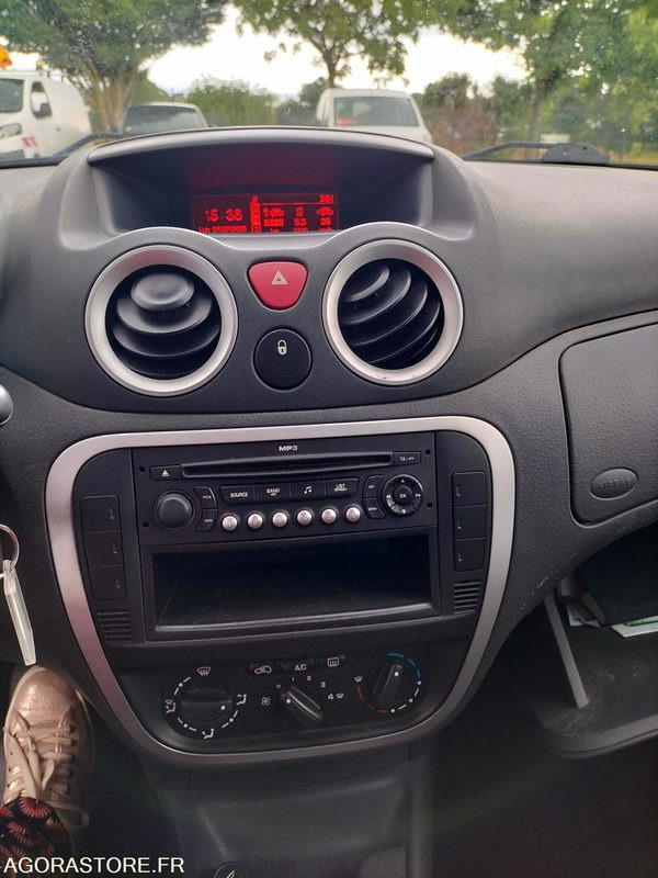 PKW Voiture Citroen C2 - 135000km: das Bild 7 PKW Voiture Citroen C2 - 135000km: das Bild 7