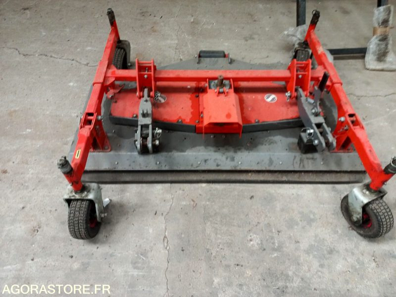 Coupe de tondeuse mulchng Morgneux TMC 150 fixation Kubota - Rasenmäher: das Bild 4 Coupe de tondeuse mulchng Morgneux TMC 150 fixation Kubota - Rasenmäher: das Bild 4