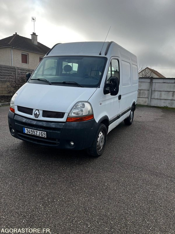 Renault master 2.5 dci 2004 251000km - Kastenwagen: das Bild 2 Renault master 2.5 dci 2004 251000km - Kastenwagen: das Bild 2