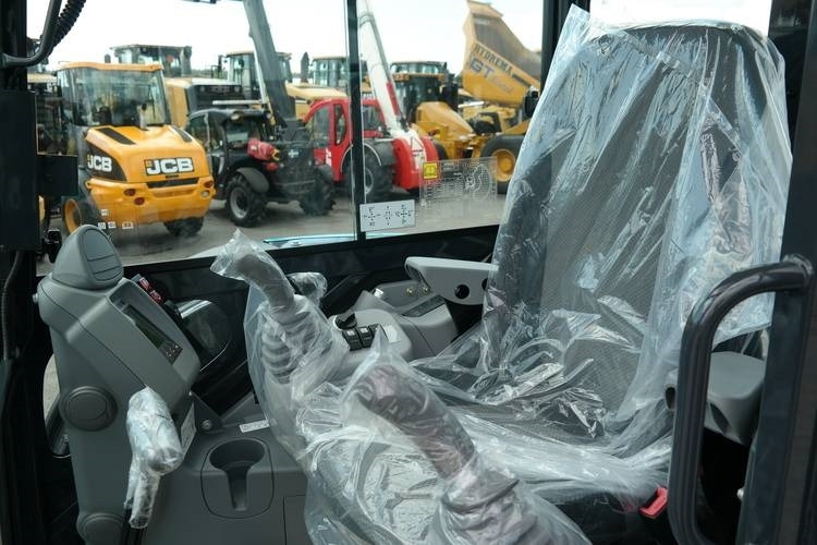 Airman AX55U-7 - Minibagger: das Bild 2 Airman AX55U-7 - Minibagger: das Bild 2