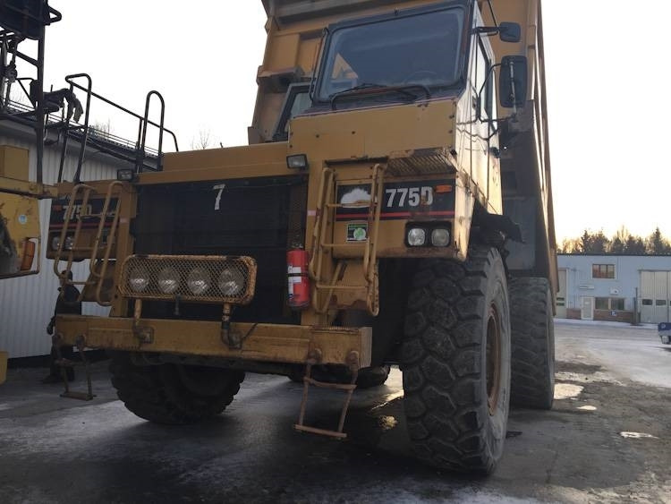 CAT 775 D - Dumper Starr: das Bild 3 CAT 775 D - Dumper Starr: das Bild 3