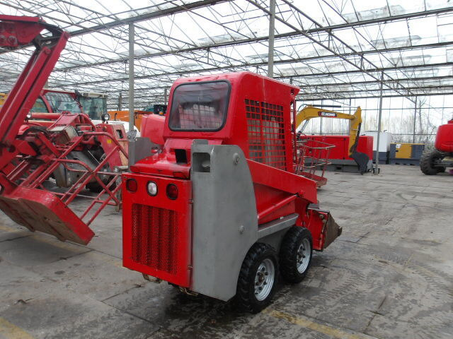 Gehl 1640 - Kompaktlader: das Bild 1 Gehl 1640 - Kompaktlader: das Bild 1