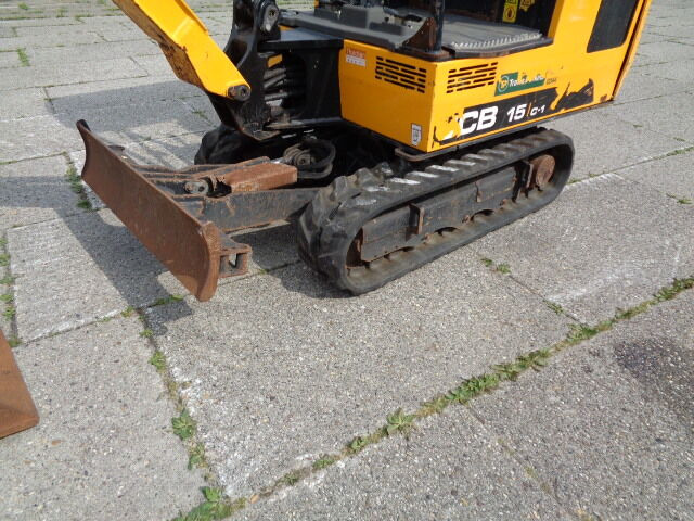 JCB 15C-1 - Minibagger: das Bild 3 JCB 15C-1 - Minibagger: das Bild 3