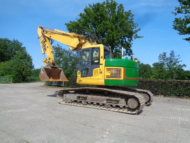 KOMATSU PC228 - Kettenbagger: das Bild 1 KOMATSU PC228 - Kettenbagger: das Bild 1