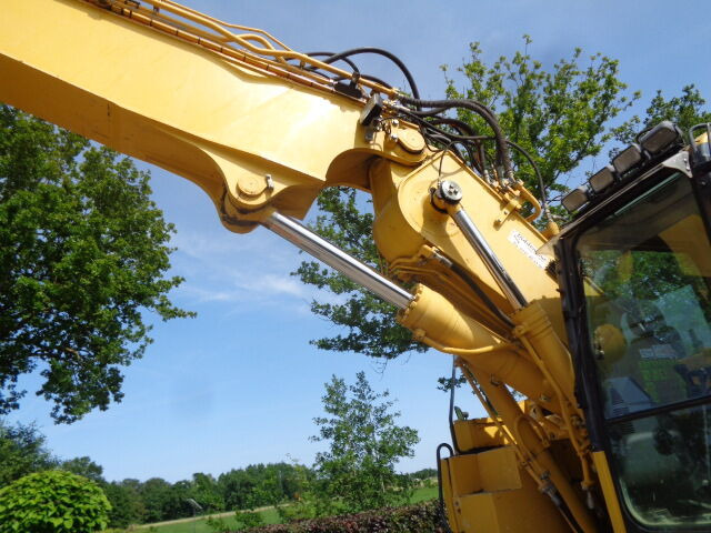 Komatsu PC228uslc-8 - Kettenbagger: das Bild 5 Komatsu PC228uslc-8 - Kettenbagger: das Bild 5