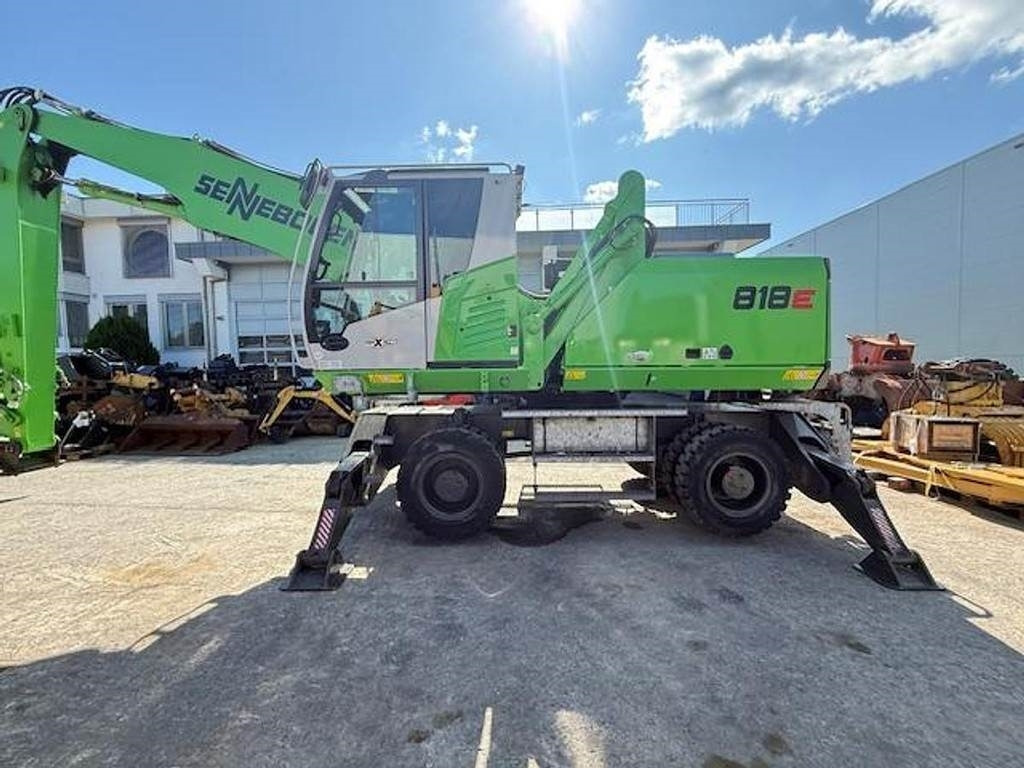 Sennebogen 818 E - Bagger: das Bild 3 Sennebogen 818 E - Bagger: das Bild 3