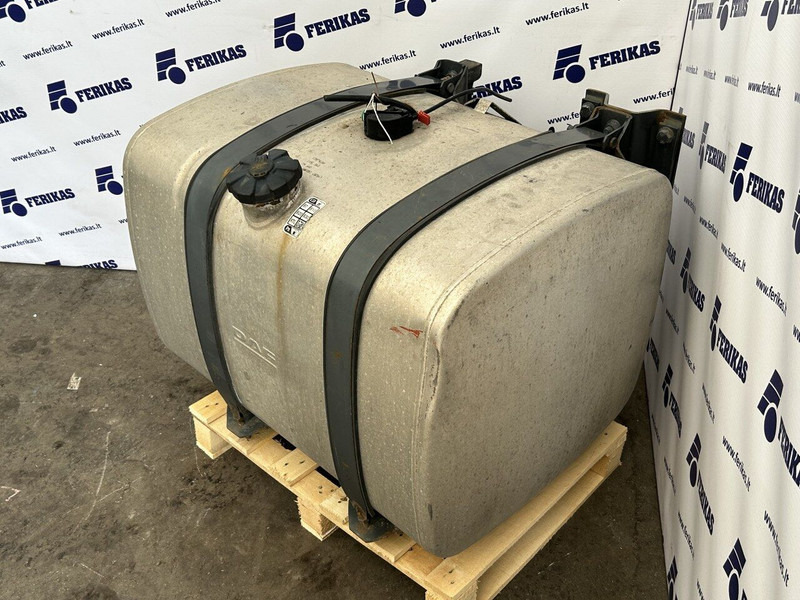 DAF 335L 620x675x860 - Kraftstofftank für LKW: das Bild 3 DAF 335L 620x675x860 - Kraftstofftank für LKW: das Bild 3