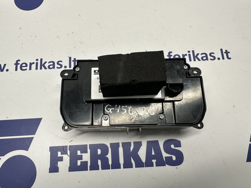 DAF XG, XF - Armaturenbrett für LKW: das Bild 2 DAF XG, XF - Armaturenbrett für LKW: das Bild 2