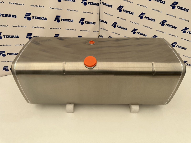 Iveco - Kraftstofftank für LKW: das Bild 1 Iveco - Kraftstofftank für LKW: das Bild 1