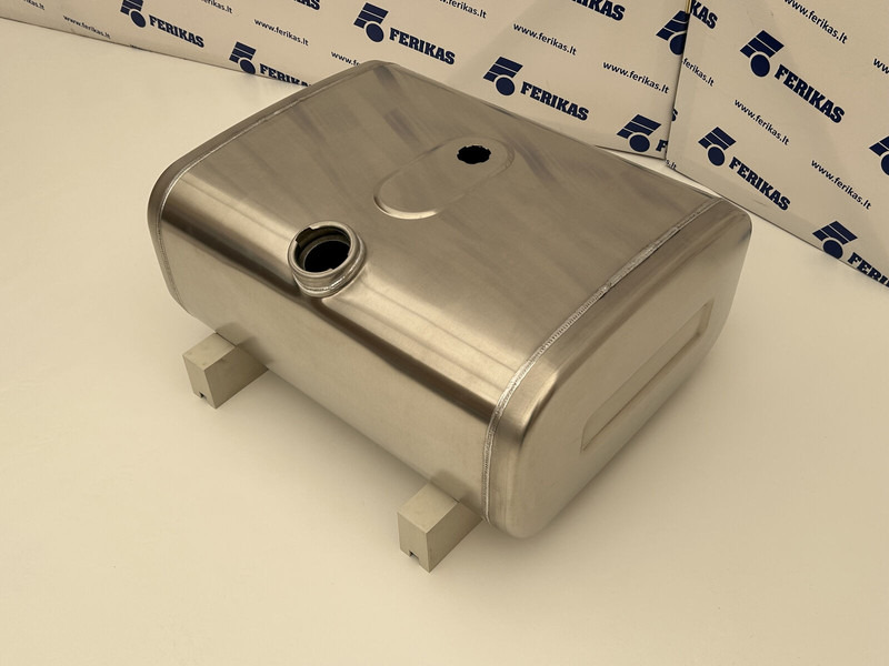 MAN New aluminum fuel tank 150L - Kraftstofftank für LKW: das Bild 2 MAN New aluminum fuel tank 150L - Kraftstofftank für LKW: das Bild 2