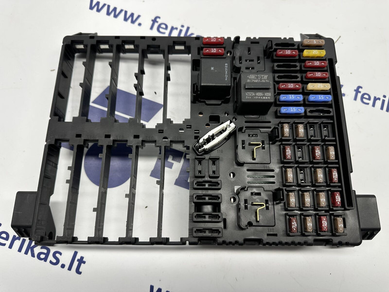 MAN fuse box - Elektrische Ausrüstung für LKW: das Bild 2 MAN fuse box - Elektrische Ausrüstung für LKW: das Bild 2