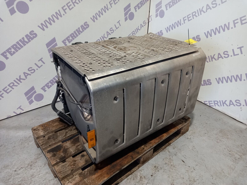 Mercedes-Benz Actros MP4 EURO 6 - Fahrzeugkatalysator für LKW: das Bild 1 Mercedes-Benz Actros MP4 EURO 6 - Fahrzeugkatalysator für LKW: das Bild 1