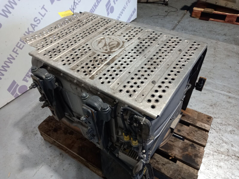 Mercedes-Benz Actros MP4 EURO 6 - Fahrzeugkatalysator für LKW: das Bild 2 Mercedes-Benz Actros MP4 EURO 6 - Fahrzeugkatalysator für LKW: das Bild 2