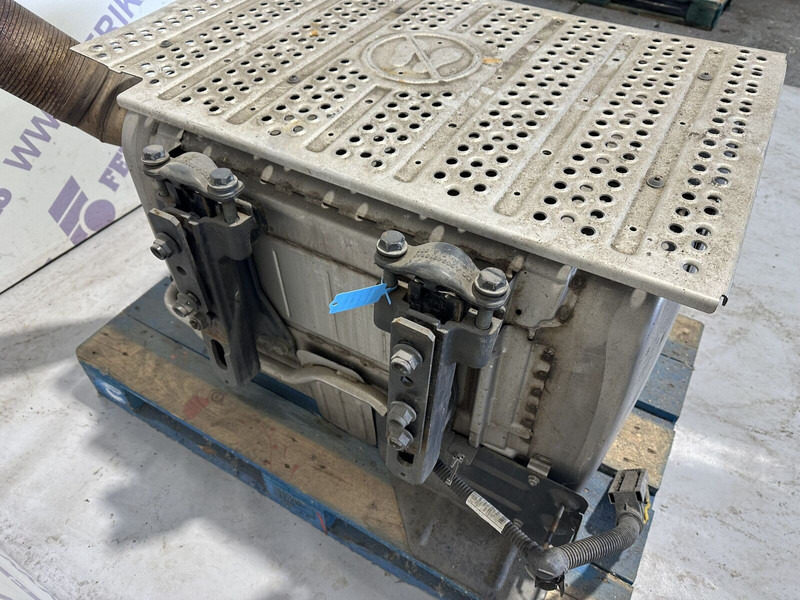 Mercedes-Benz Actros MP4 - Fahrzeugkatalysator für LKW: das Bild 5 Mercedes-Benz Actros MP4 - Fahrzeugkatalysator für LKW: das Bild 5