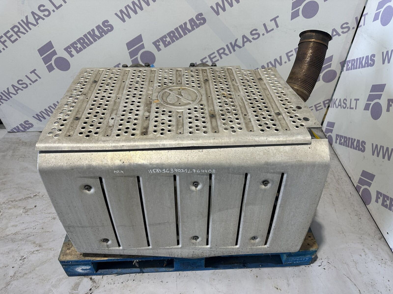 Mercedes-Benz Actros MP4 - Fahrzeugkatalysator für LKW: das Bild 2 Mercedes-Benz Actros MP4 - Fahrzeugkatalysator für LKW: das Bild 2