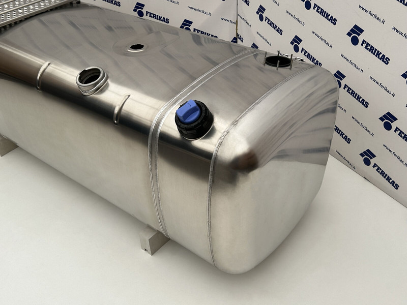Mercedes-Benz Fuel tank 790L + 120L AdBlue - Kraftstofftank für LKW: das Bild 3 Mercedes-Benz Fuel tank 790L + 120L AdBlue - Kraftstofftank für LKW: das Bild 3