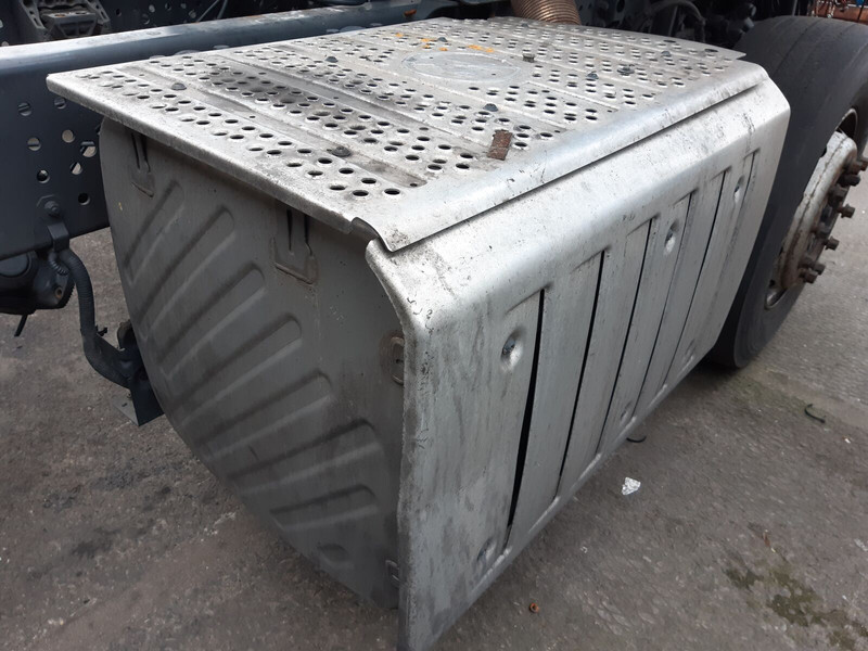 Mercedes-Benz - Fahrzeugkatalysator für LKW: das Bild 1 Mercedes-Benz - Fahrzeugkatalysator für LKW: das Bild 1