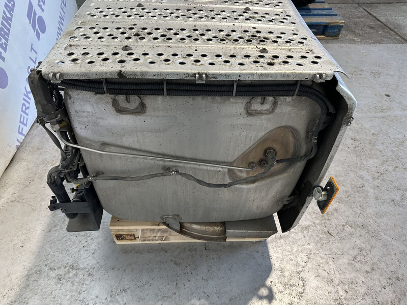 Mercedes-Benz - Fahrzeugkatalysator für LKW: das Bild 4 Mercedes-Benz - Fahrzeugkatalysator für LKW: das Bild 4