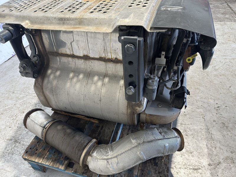 Mercedes-Benz MP5 EURO 6 - Fahrzeugkatalysator für LKW: das Bild 5 Mercedes-Benz MP5 EURO 6 - Fahrzeugkatalysator für LKW: das Bild 5