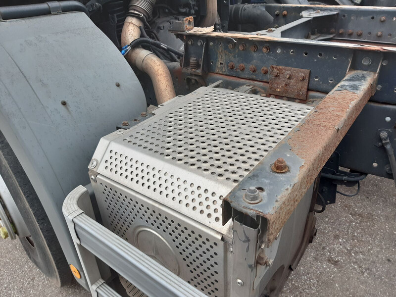 Mercedes-Benz axor EURO5 - Fahrzeugkatalysator für LKW: das Bild 1 Mercedes-Benz axor EURO5 - Fahrzeugkatalysator für LKW: das Bild 1