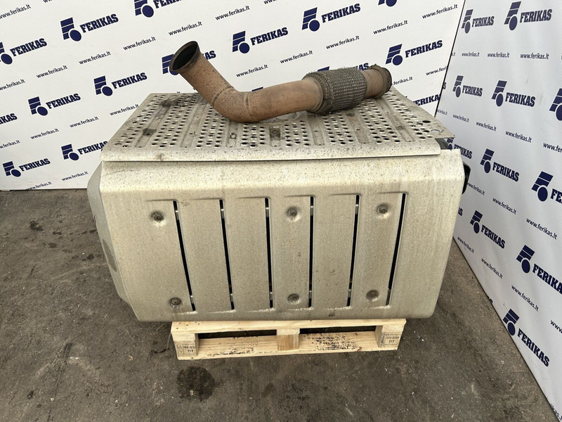 Mercedes-Benz exhaust catalyst - Fahrzeugkatalysator für LKW: das Bild 1 Mercedes-Benz exhaust catalyst - Fahrzeugkatalysator für LKW: das Bild 1