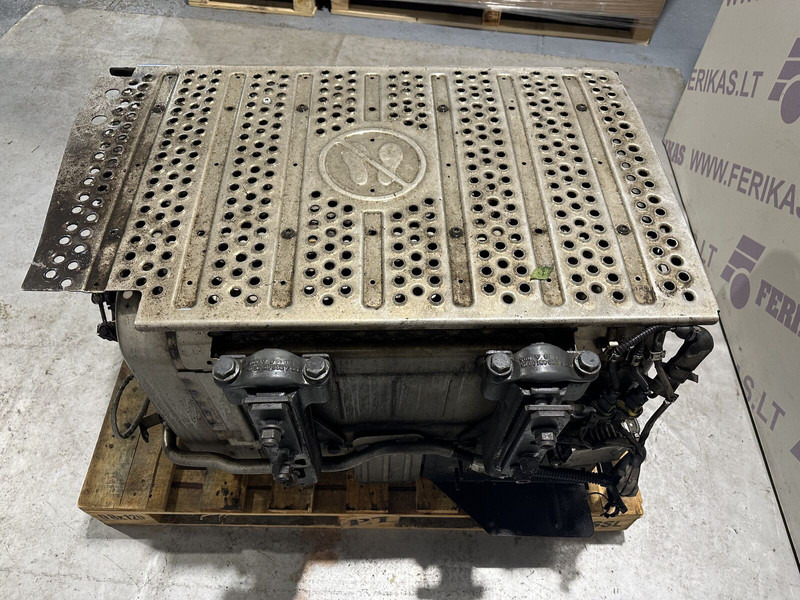 Mercedes-Benz exhaust catalyst - Fahrzeugkatalysator für LKW: das Bild 3 Mercedes-Benz exhaust catalyst - Fahrzeugkatalysator für LKW: das Bild 3