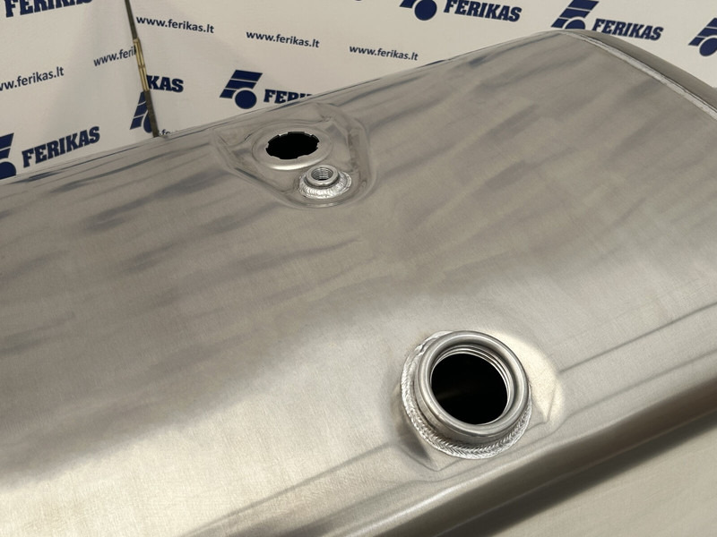 Scania New aluminum fuel tank 395L - Kraftstofftank für LKW: das Bild 4 Scania New aluminum fuel tank 395L - Kraftstofftank für LKW: das Bild 4