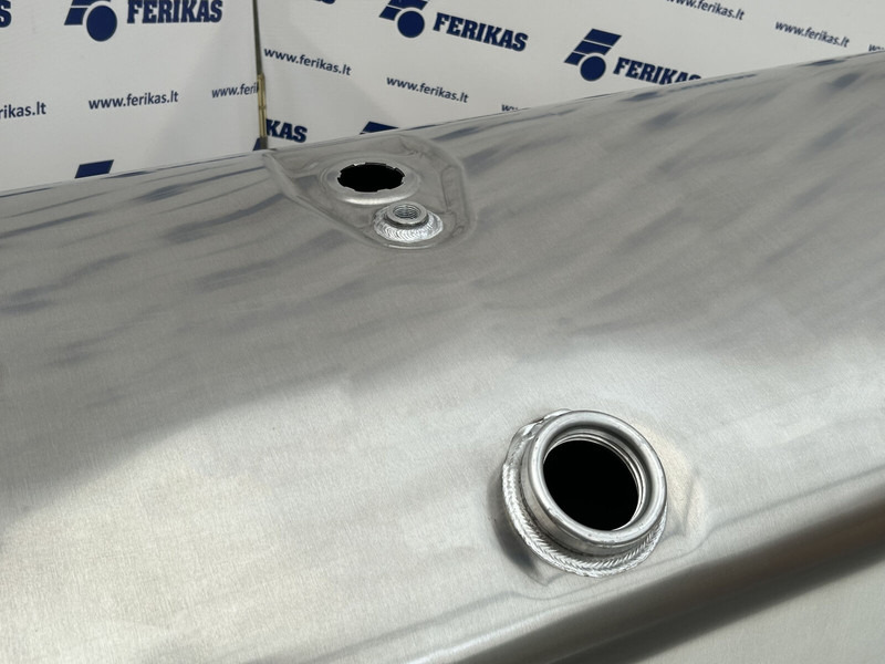 Scania New aluminum fuel tank 525L - Kraftstofftank für LKW: das Bild 4 Scania New aluminum fuel tank 525L - Kraftstofftank für LKW: das Bild 4