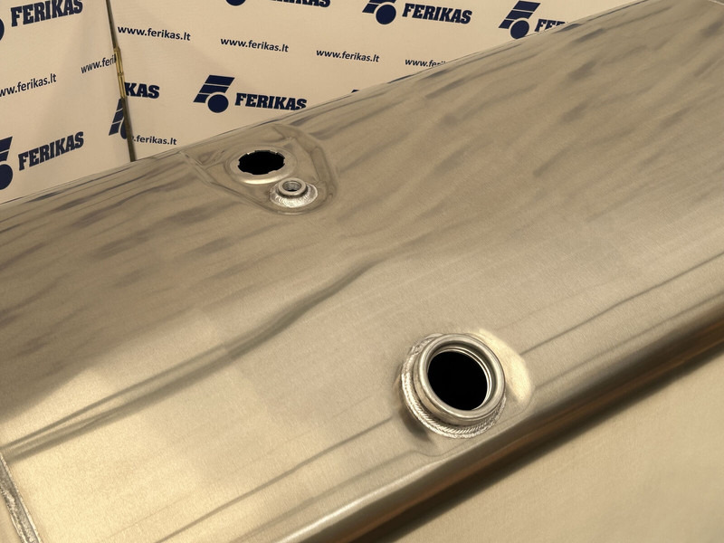 Scania New aluminum fuel tank 570L - Kraftstofftank für LKW: das Bild 4 Scania New aluminum fuel tank 570L - Kraftstofftank für LKW: das Bild 4