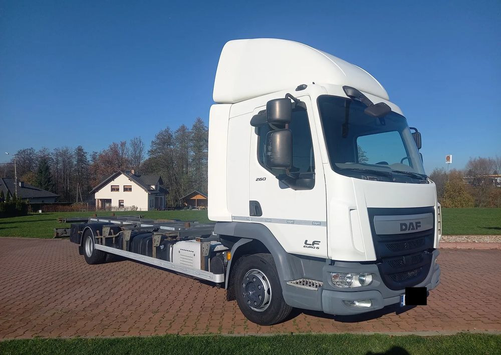 DAF 45 - Containerwagen/ Wechselfahrgestell LKW: das Bild 1 DAF 45 - Containerwagen/ Wechselfahrgestell LKW: das Bild 1