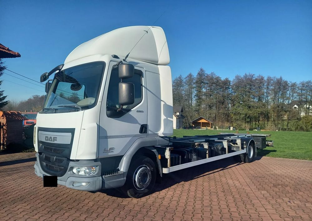 DAF 45 - Containerwagen/ Wechselfahrgestell LKW: das Bild 2 DAF 45 - Containerwagen/ Wechselfahrgestell LKW: das Bild 2