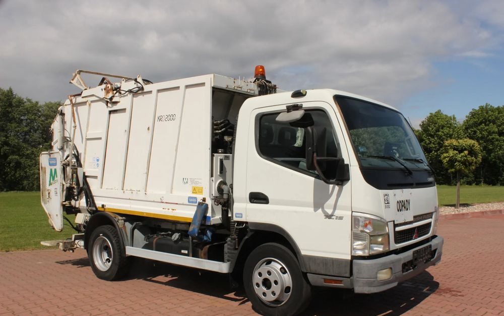 Mitsubishi CANTER 7C15 - Müllwagen: das Bild 1 Mitsubishi CANTER 7C15 - Müllwagen: das Bild 1
