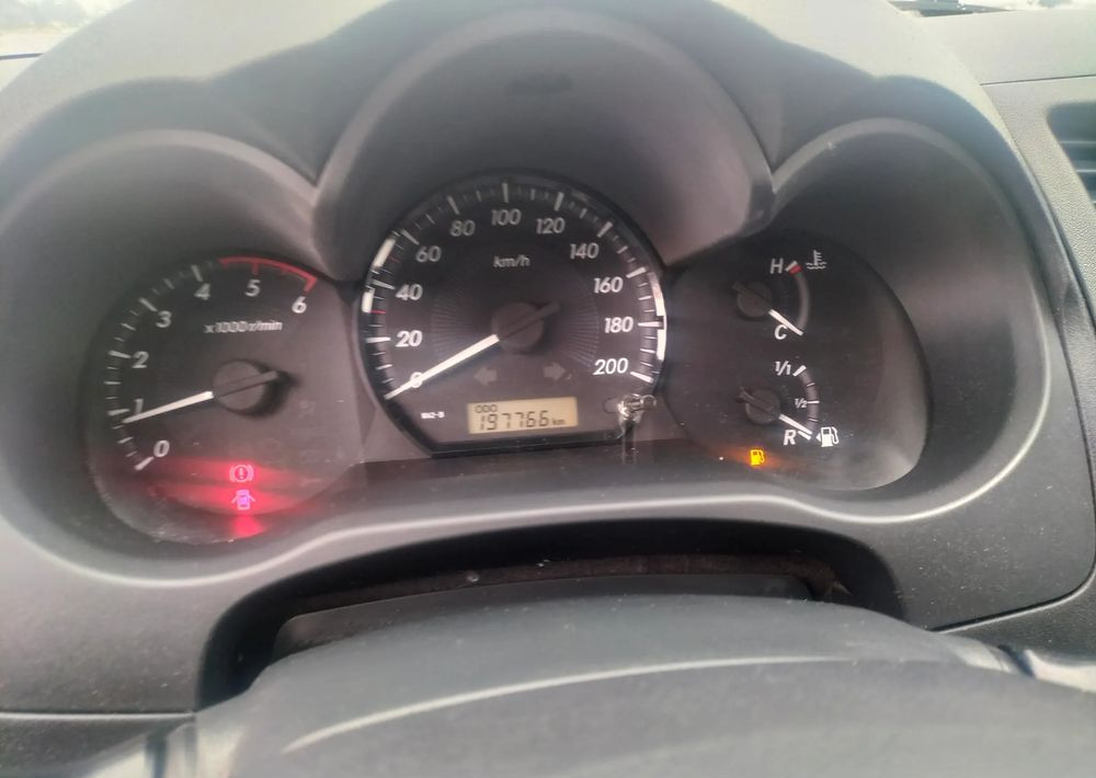 Pick-up Toyota Hilux 2.5D 4x4, straż, strażacki, pożarniczy: das Bild 6