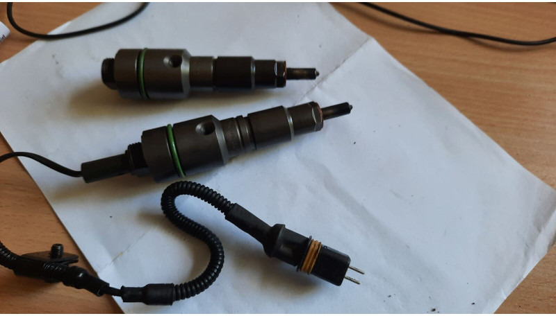 MAN мерседес -192NN9 - Kraftstofffilter: das Bild 2 MAN мерседес -192NN9 - Kraftstofffilter: das Bild 2