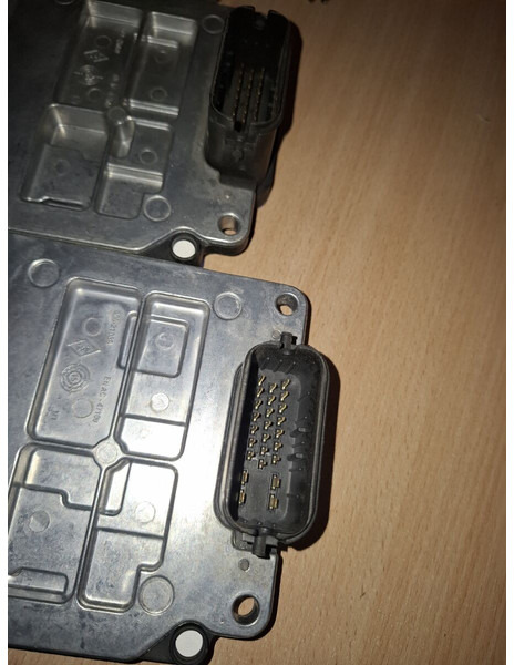 ZF 6070-054-023 - Getriebe: das Bild 4 ZF 6070-054-023 - Getriebe: das Bild 4
