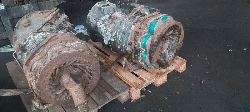 ZF 6S1600 - Getriebe: das Bild 3 ZF 6S1600 - Getriebe: das Bild 3