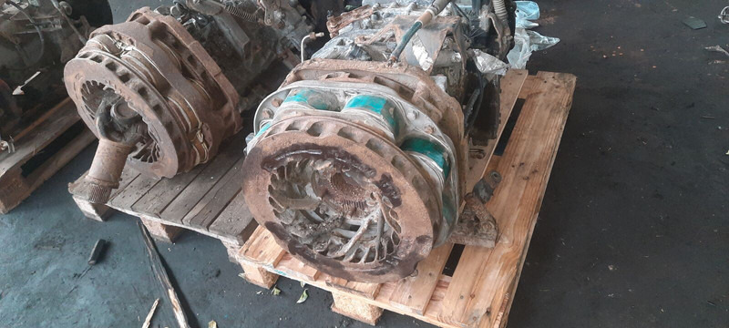 ZF 6S1600 - Getriebe: das Bild 2 ZF 6S1600 - Getriebe: das Bild 2