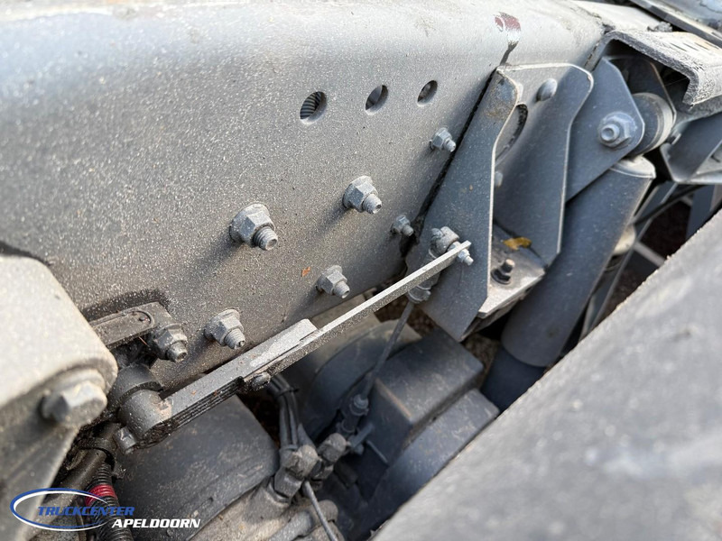 Sattelzugmaschine DAF CF 440 FT Space Cab: das Bild 6