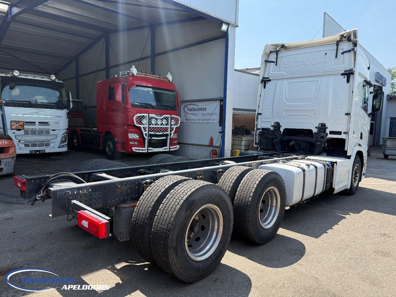Scania R650 V8 NGS 6x4, Standclima, Retarder, PTO - Fahrgestell LKW: das Bild 2 Scania R650 V8 NGS 6x4, Standclima, Retarder, PTO - Fahrgestell LKW: das Bild 2